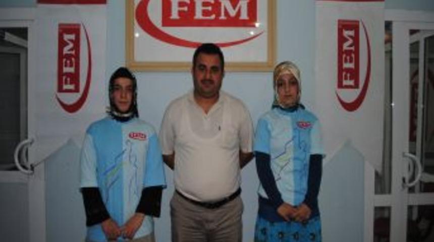 Hakkari Fem Dershanesi, LYS'de 9 il birincisi &ccedil;ıkardı