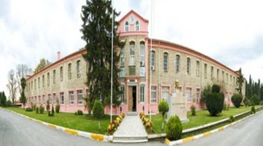 İstanbul Sabahattin Zaim &Uuml;niversitesi &ouml;ğrencilere kapılarını a&ccedil;ıyor