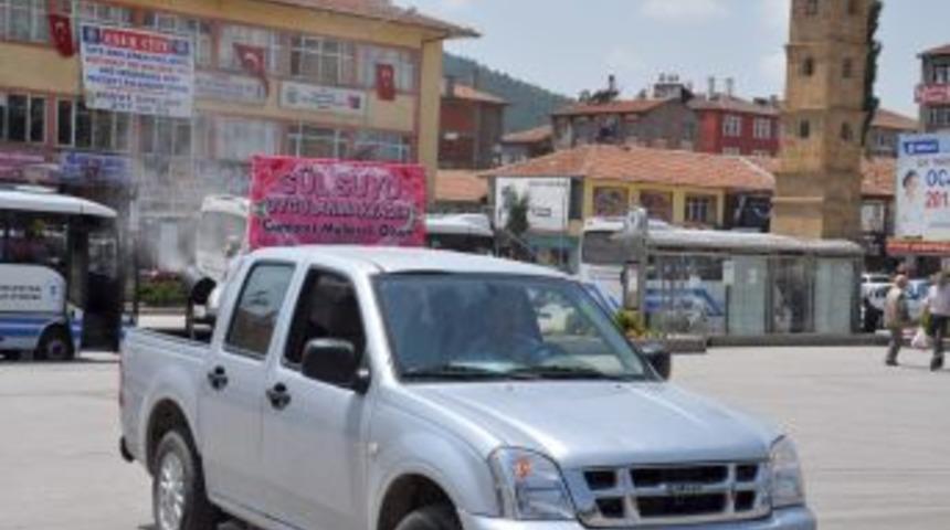 Yozgat&rsquo;ta cadde ve sokakları g&uuml;l kokusu sardı