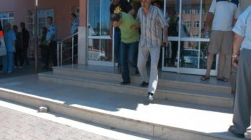 Emekli polisi &ouml;ld&uuml;rd&uuml;kleri ileri s&uuml;r&uuml;len iki zanlı, tutuklandı