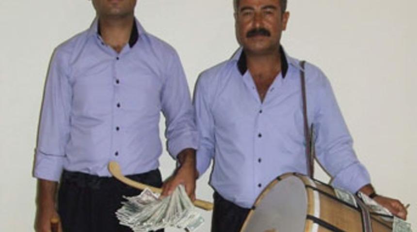 Düğünlerde 'sahte dolar' bonkörlüğü