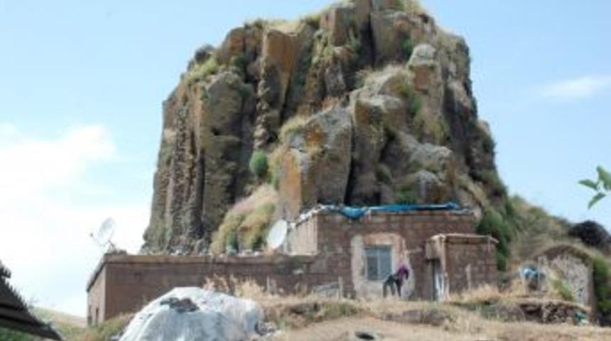 Muş&rsquo;ta tarihi eserler ve mağaralar tescillenmeyi bekliyor