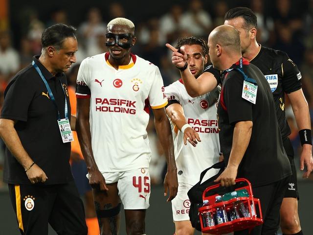Galatasaray'a Barcelona ma&ccedil;ı &ouml;ncesi Osimhen'den haber!
