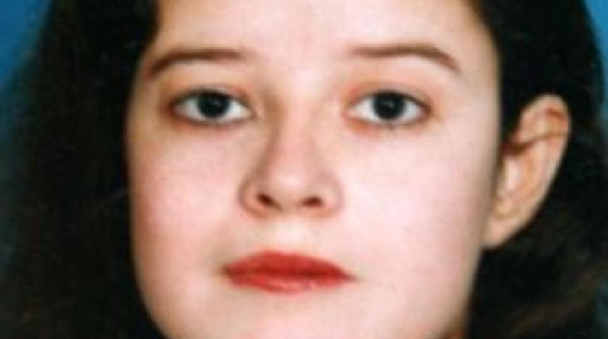 Kumayı kabul etmeyen eşini ve kayınpederini &ouml;ld&uuml;rd&uuml;