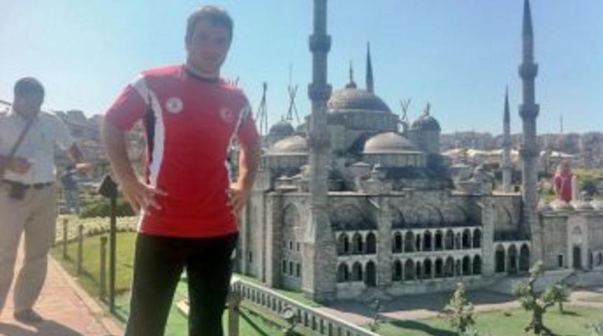 Grekoromen Gen&ccedil; G&uuml;reş Milli Takımı Romanya&rsquo;ya gitti