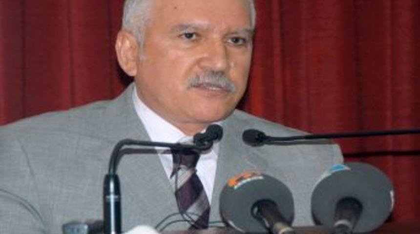 CHP&rsquo;li &Ouml;zg&uuml;m&uuml;ş: Meclis &uuml;yeleri belediye şirketlerinde g&ouml;rev almamalı