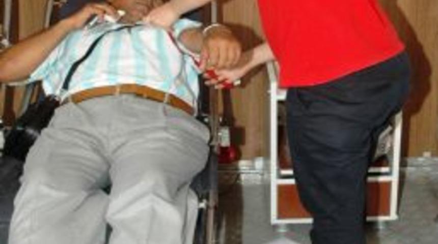 Osmaniye&rsquo;de g&uuml;nde 100 &uuml;nite kan bağışı yapılıyor