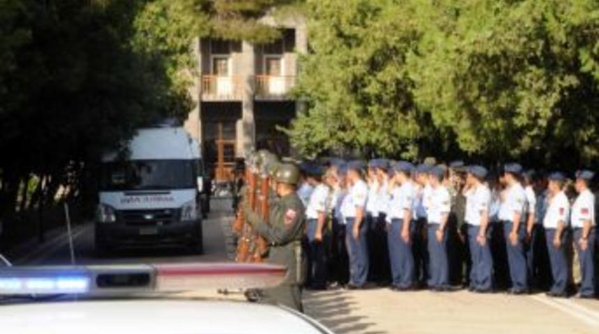 Şehitler i&ccedil;in Diyarbakır'da t&ouml;ren d&uuml;zenlendi