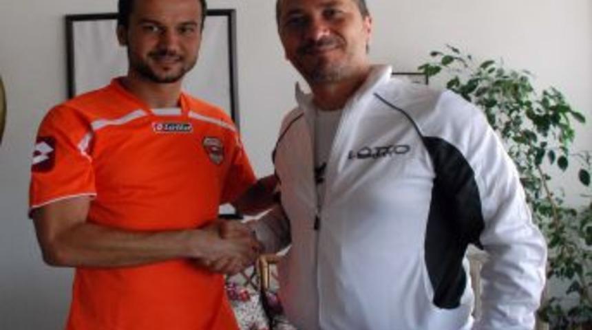 Adanaspor, H&uuml;seyin Yoğurt&ccedil;u ile anlaştı