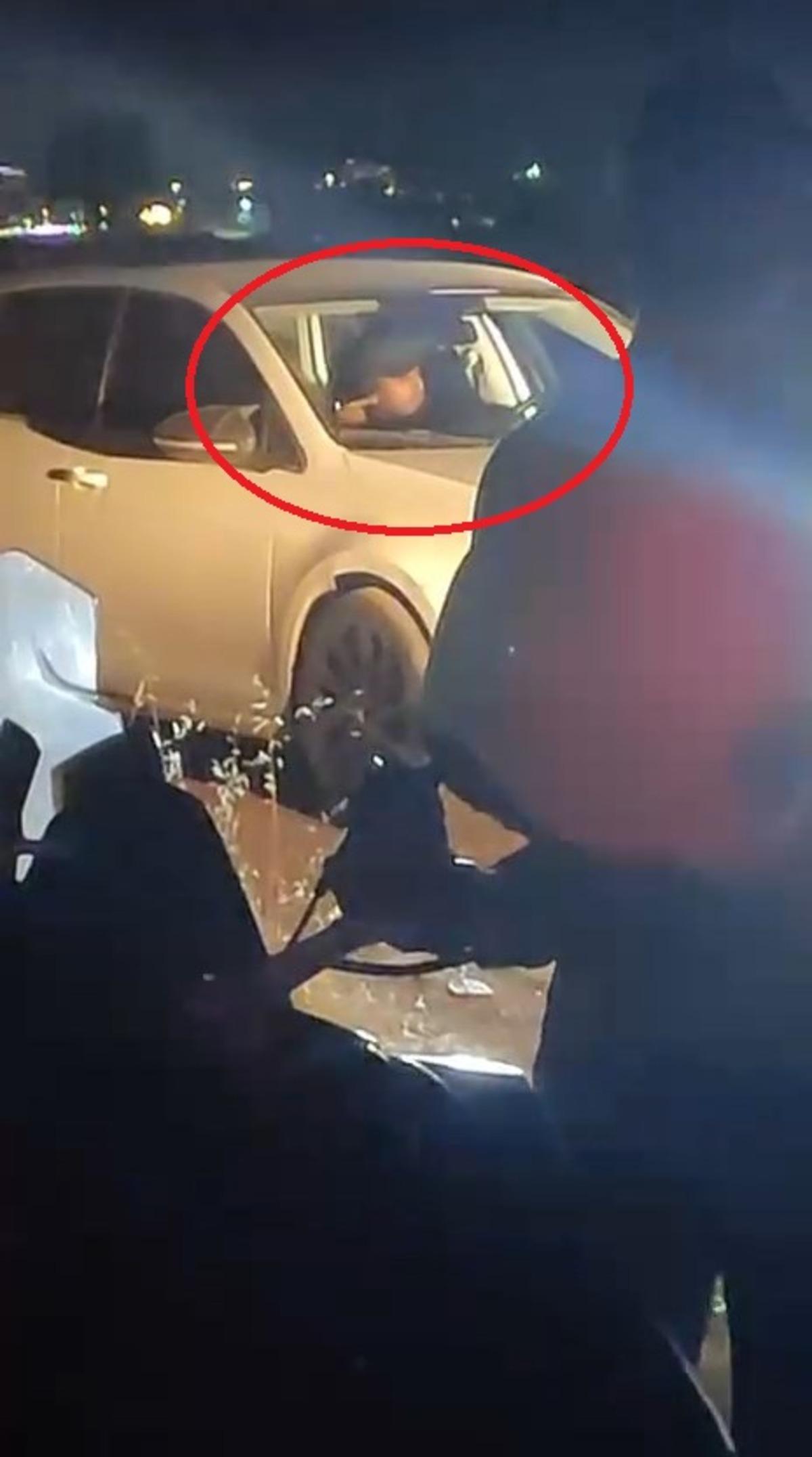 Yer: Diyarbakır! &Ouml;nce rastgele ateş a&ccedil;tı sonra başına dayadı 3