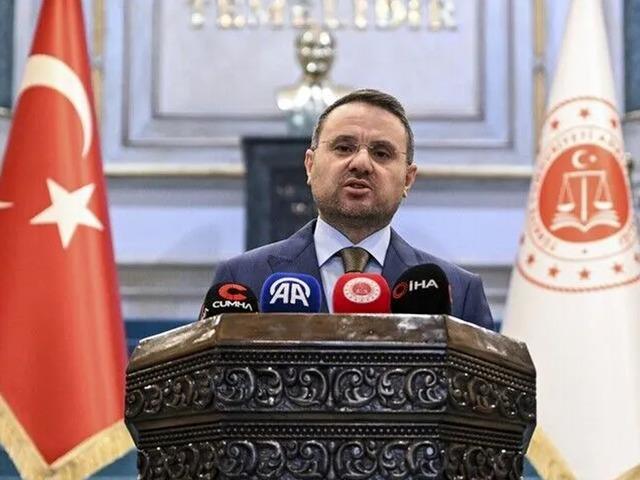 Bakan G&uuml;rlek: "16 ilde 323 ş&uuml;pheliye işlem yapıldı"