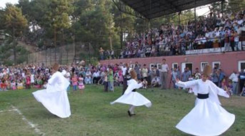 Aladağ'daki Kur'an ziyafeti b&uuml;y&uuml;k ilgi g&ouml;rd&uuml;