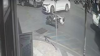 Otomobil ile motosiklet çarpıştı: 1 yaralı