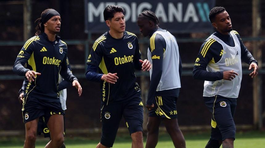 Fenerbah&ccedil;e'nin eski yıldızına 'adam ka&ccedil;ırma' su&ccedil;laması! 'Şırıngayla bir madde enjekte etti'