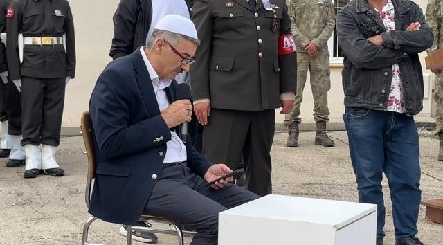 Yüksekova’nın şehidi gözyaşları arasında toprağa verildi 9