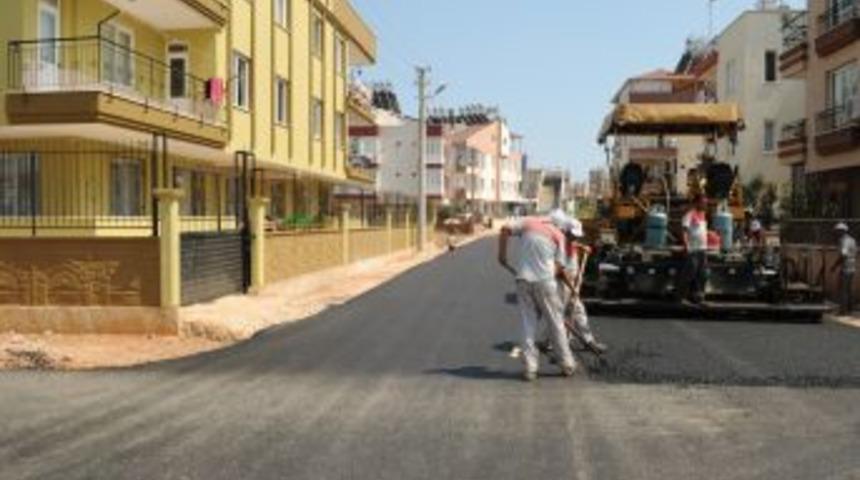 G&uuml;neş ve Gazi mahallelerinin eskiyen yolları yenilendi