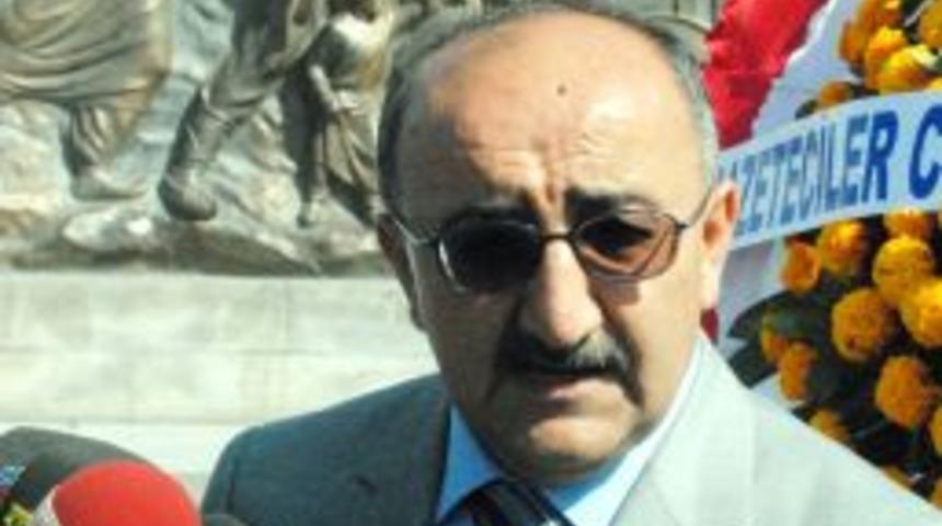 "Gazetecilerin elinden alınan sosyal hakların verilmesini istiyoruz"