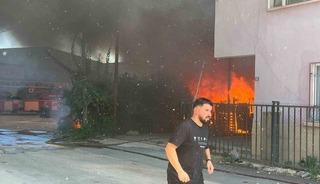 Antalya&rsquo;da ev ve depo yangını