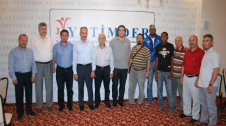 YETİMDER, yetim &ccedil;ocuklar i&ccedil;in kampanya başlattı