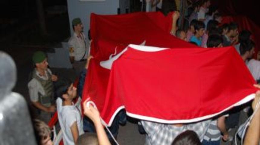 Arifiye'de ter&ouml;re tepki y&uuml;r&uuml;y&uuml;ş&uuml; yapıldı