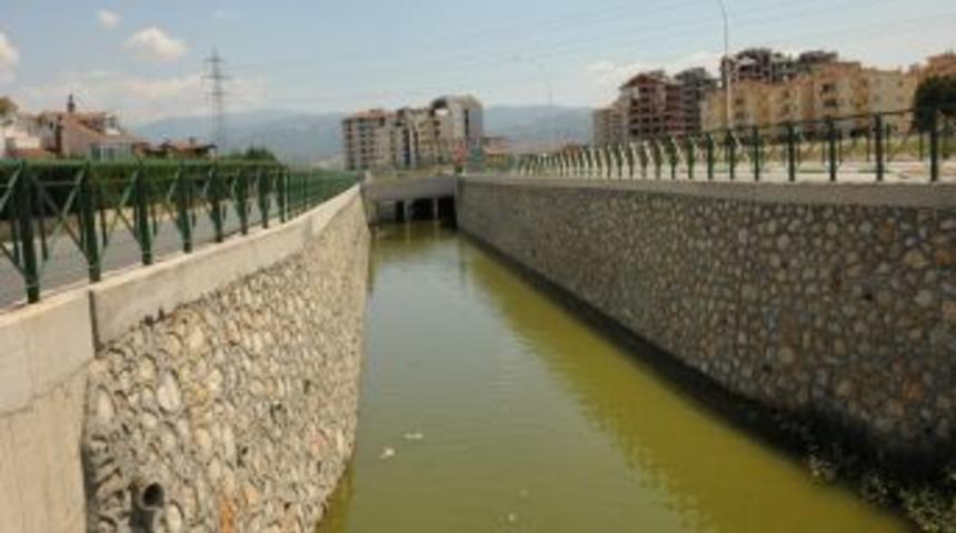 Dereler temizleniyor, yılların çilesi bitiyor