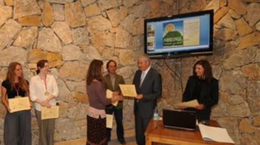 Japonların yaptığı m&uuml;zede kurs g&ouml;renlere sertifikaları verildi