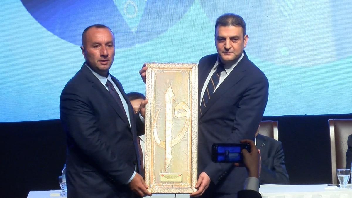 MHP li isimden dikkat &ccedil;eken s&ouml;zler! "T&uuml;rk devleti kararlıdır, bu istikametten d&ouml;n&uuml;ş yok" 1