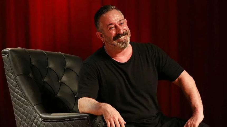 G&ouml;r&uuml;nt&uuml;s&uuml; viral oldu: Cem Yılmaz'dan espirili yanıt geldi