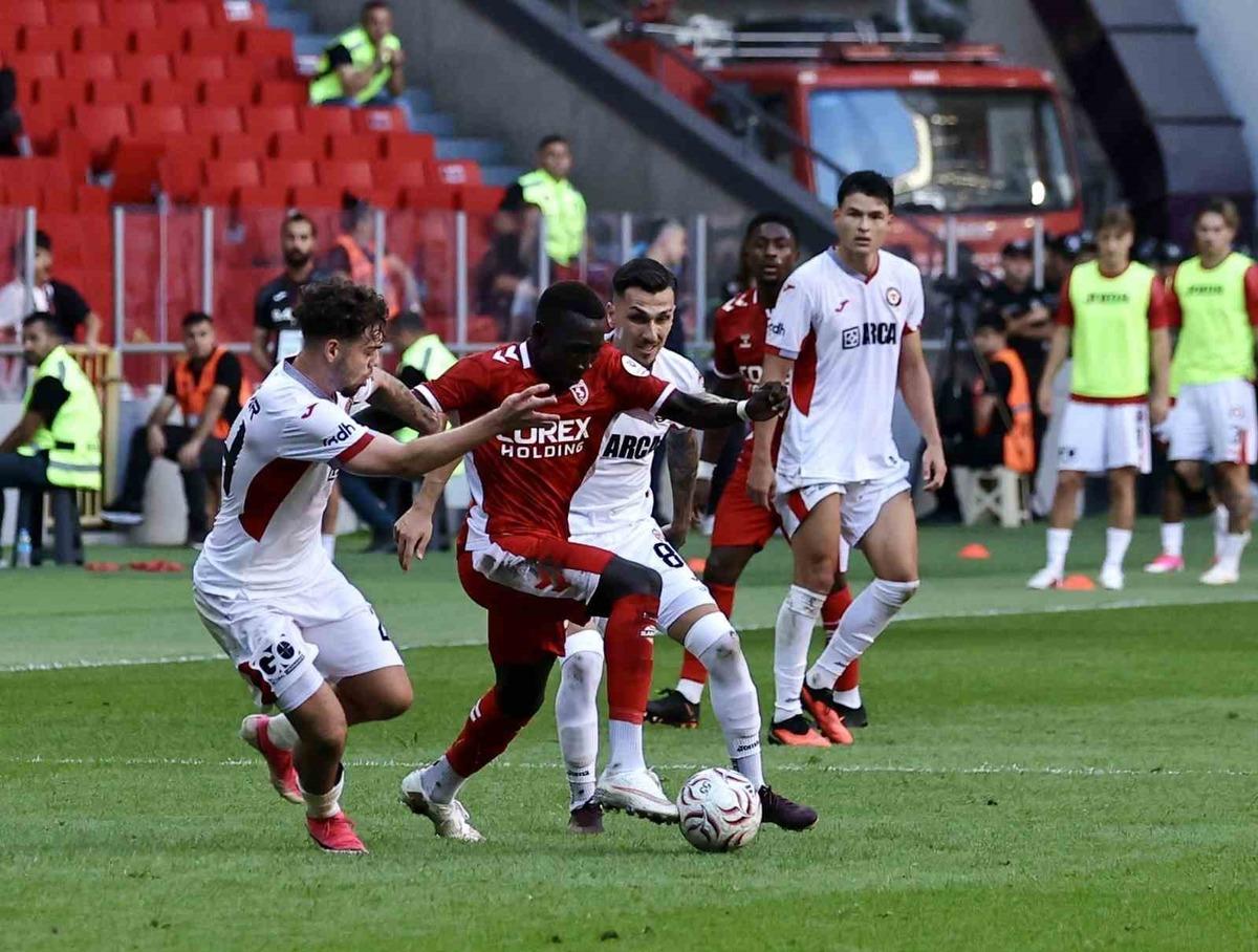 Uğur Uçar: "Fark daha da açılabilirdi" 1