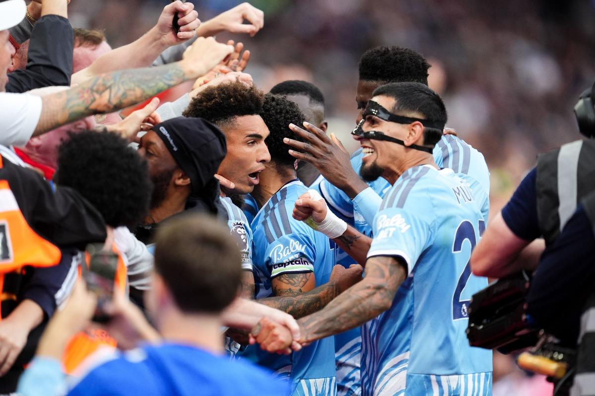 Aston Villa kabusu yaşıyor! Galatasaray ve Fenerbahçe nin rakibi yine kaybetti 3