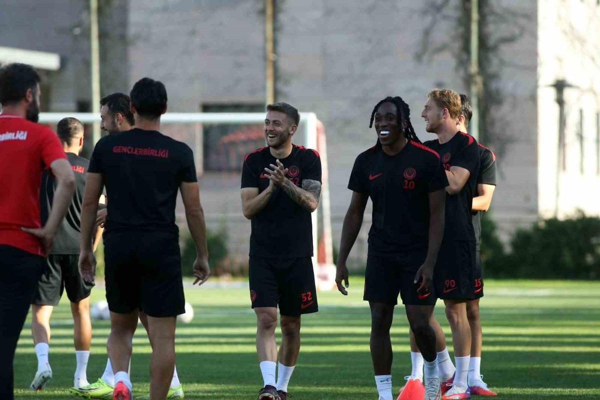 Gençlerbirliği, Kasımpaşa maçı hazırlıklarını tamamladı 1