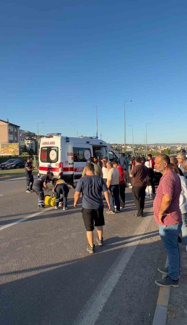 Yer: Karabük! Otomobilin yayaya çarptığı anlar kamerada 2