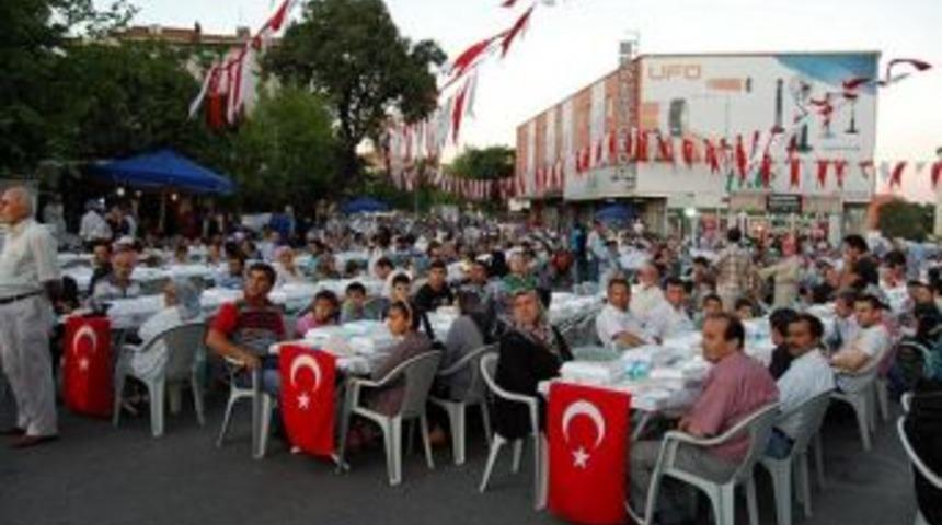 Sancaktepe&rsquo;de 5 bin kişilik iftar