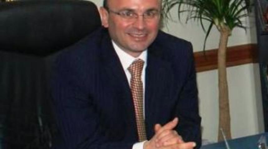 Altınova Belediyesi'ne &ccedil;evre &ouml;d&uuml;l&uuml;