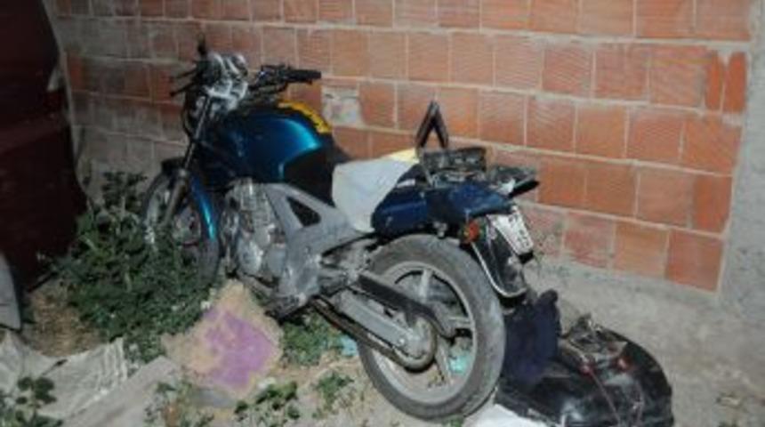 İzmir'de trafik kazası: 1 &ouml;l&uuml;