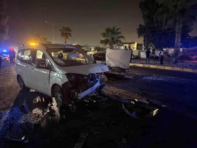 Mersin de feci kaza: 1 &ccedil;ocuk &ouml;ld&uuml;, 6 yaralı 1