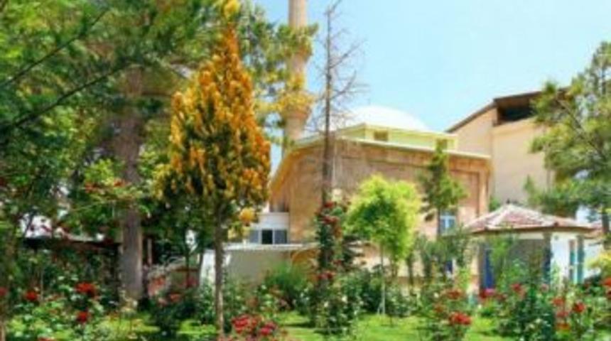 Karaman&rsquo;ın en g&uuml;zel camisi se&ccedil;ildi