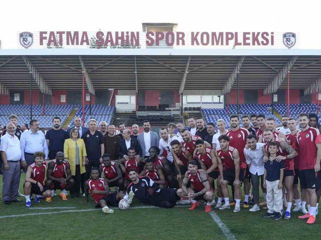 Gaziantep protokol&uuml;nden, Gaziantep FK&rsquo;ya moral ziyareti
