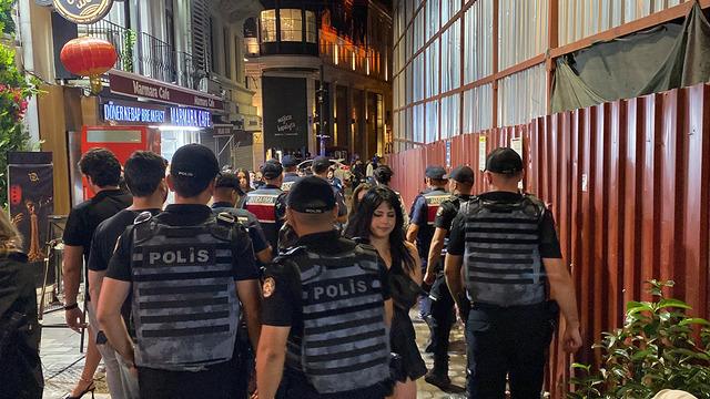'Ailem Güvende' operasyonu! Çok sayıda mekanda arama yapıldı