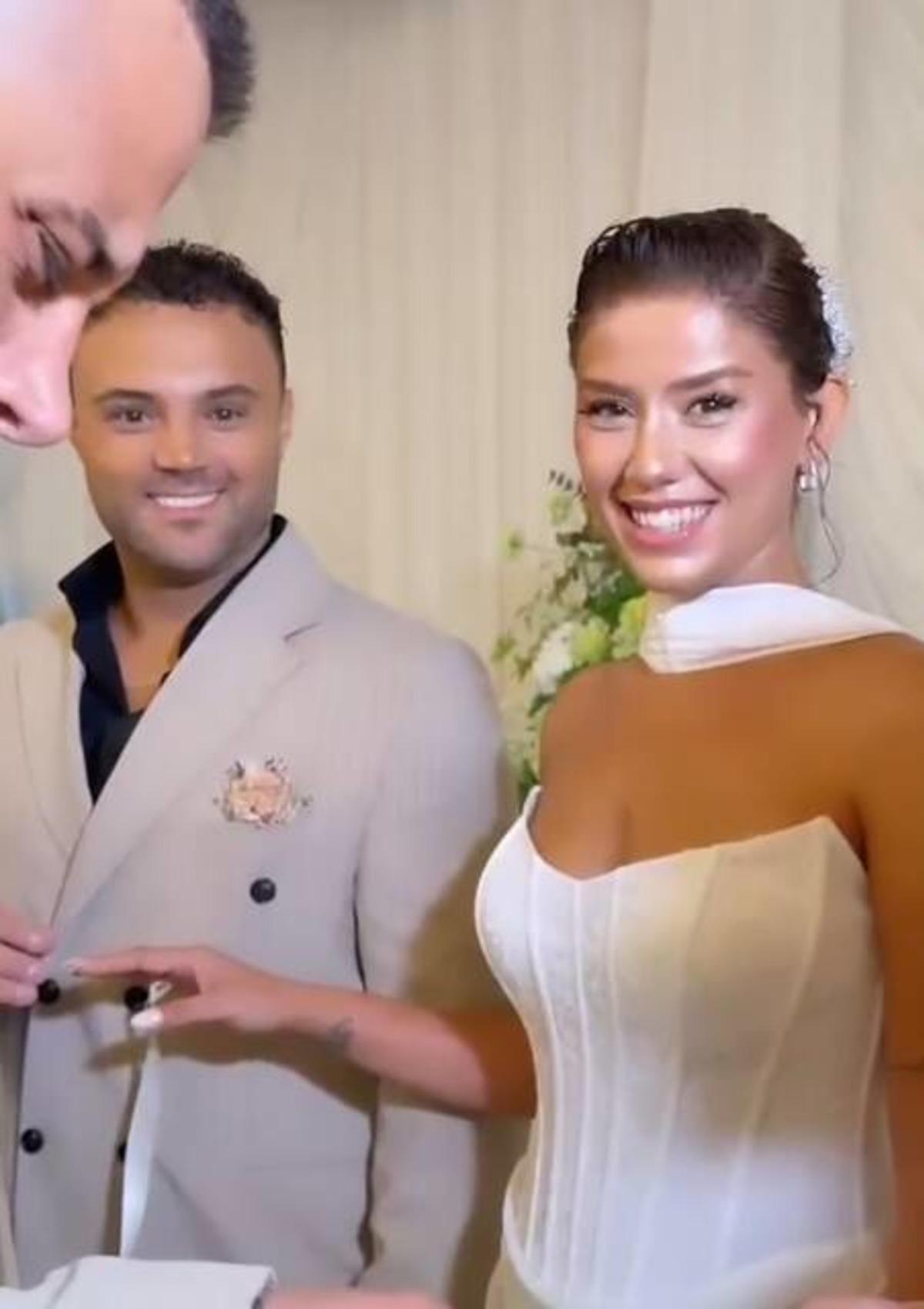 Kızılcık Şerbeti nin Aylin i Hamide Akkuş nişanlandı! Makasa para yağdı 1
