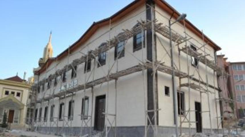 Şahinbey Belediyesi, sosyal tesislere Antep evi mimarisi uyguluyor