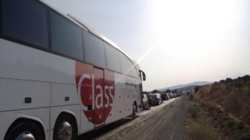 Ramazana sayılı g&uuml;nler kala yollarda d&ouml;n&uuml;ş &ccedil;ilesi başladı