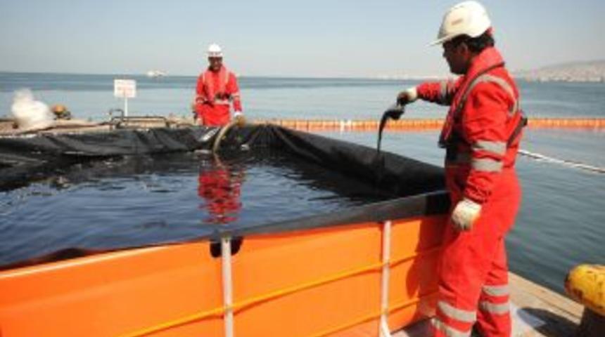 Batan gemiden sızıntıyı &ouml;nlemek i&ccedil;in gece boyunca &ccedil;alışıldı