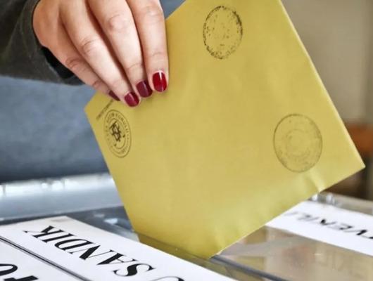 Son se&ccedil;im anketi yayınlandı! AK Parti a&ccedil;ık ara farkla birinci... İlk beşteki 3 partinin oyu neredeyse aynı