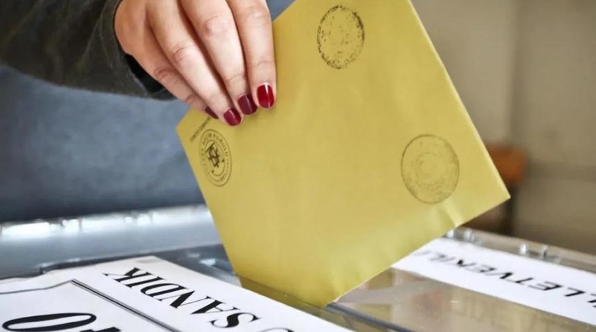 Son se&ccedil;im anketi yayınlandı! AK Parti a&ccedil;ık ara farkla birinci... İlk beşteki 3 partinin oyu neredeyse aynı
