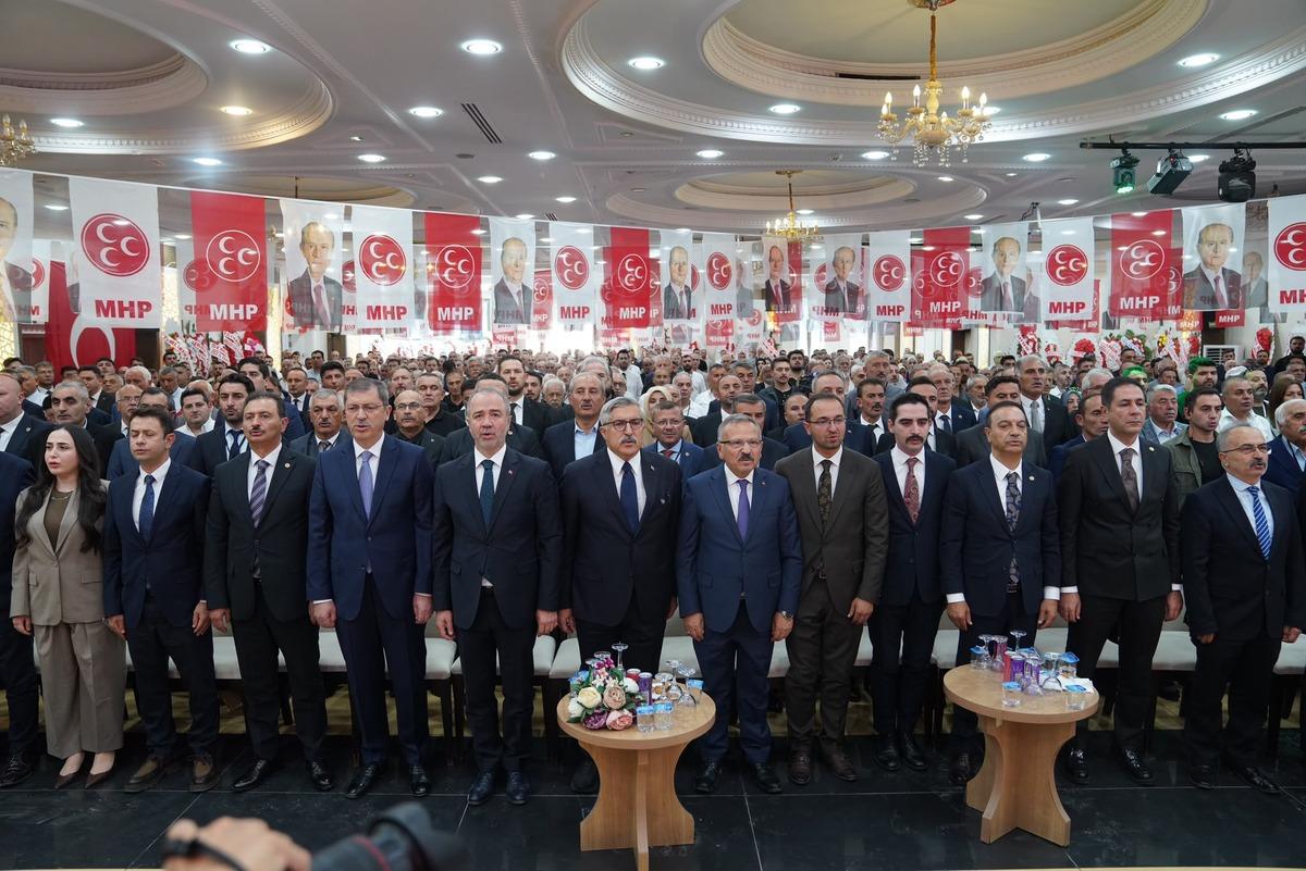 AK Parti den se&ccedil;im resti! Herkes tarihi tartışırken Yayman net konuştu 6