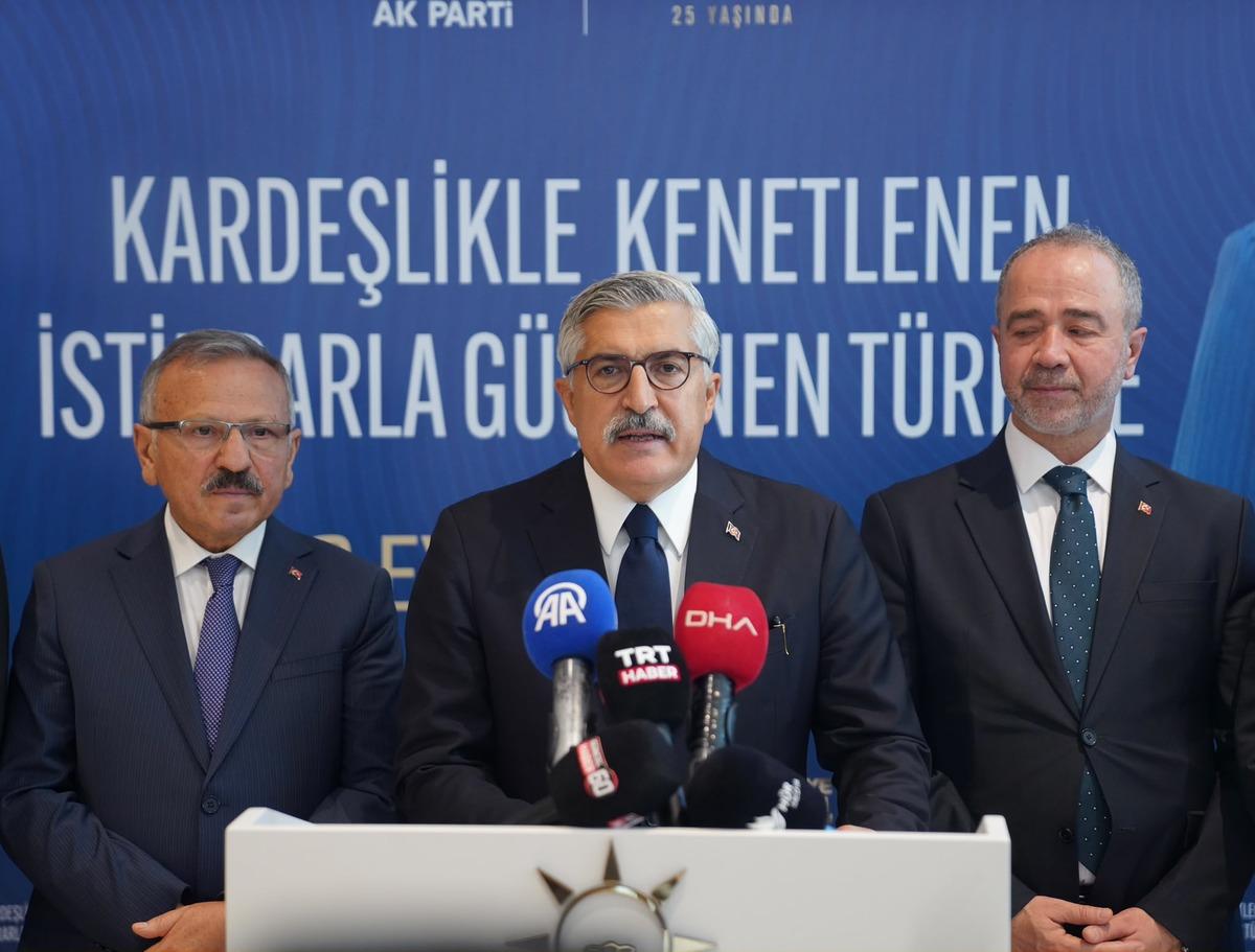 AK Parti den se&ccedil;im resti! Herkes tarihi tartışırken Yayman net konuştu 4