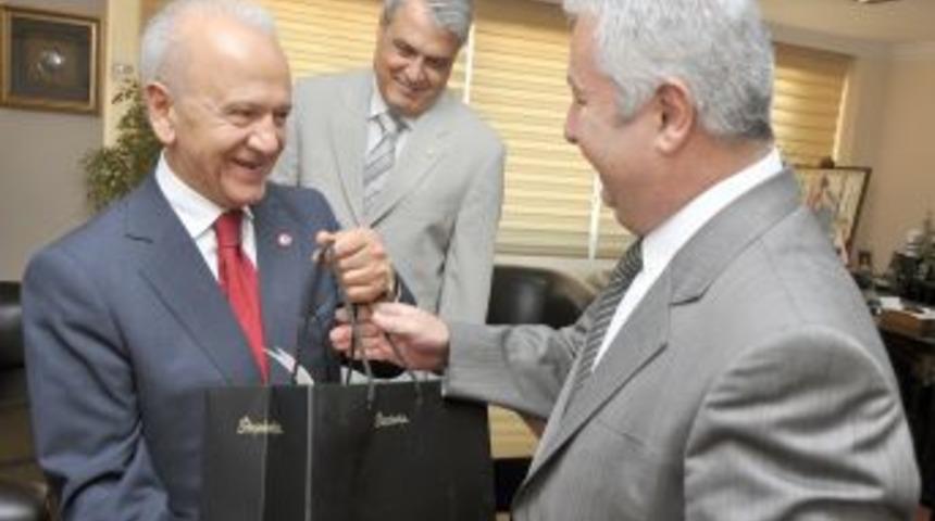 Vali Atış &Ccedil;ukurova'ya veda etti