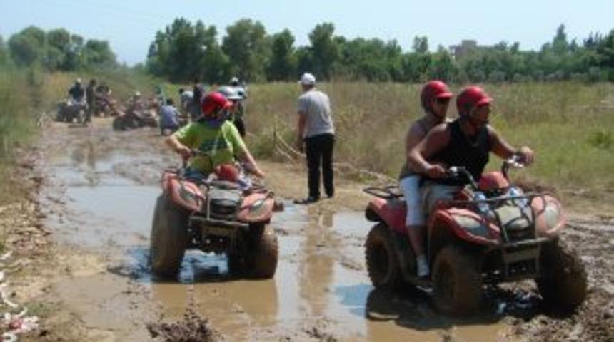Ruslar en fazla rafting ve safari turuna &ccedil;ıkmayı seviyor
