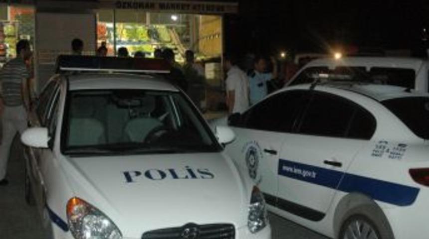 Aile i&ccedil;i şiddet kanlı bitti: Baba &ouml;ld&uuml;, anne ve oğul g&ouml;zaltında